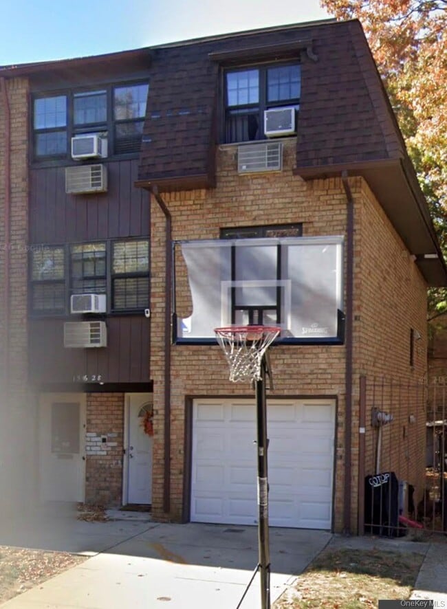 Building Photo - 156-28 78th St