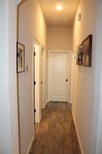 Building Photo - 4011 Gallivant Dr