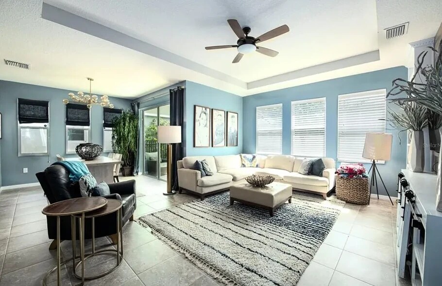 Building Photo - 6309 Sunsail Pl