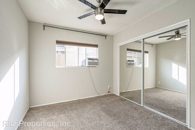 Building Photo - 1426 N Vista St