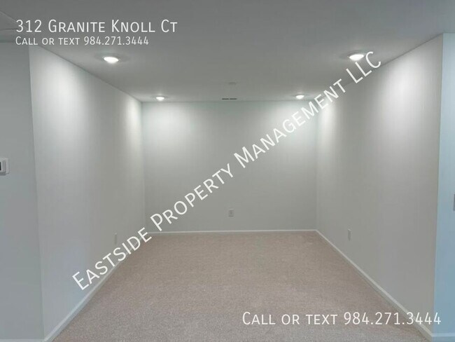 Building Photo - 312 Granite Knl Ct