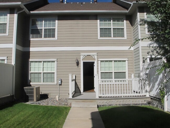 Building Photo - 838 N 7th St