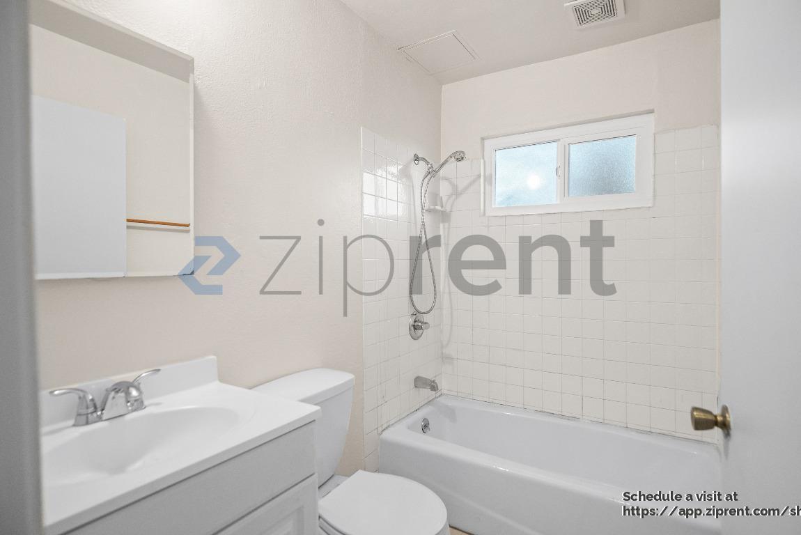 Building Photo - 1164 Tiegen Dr