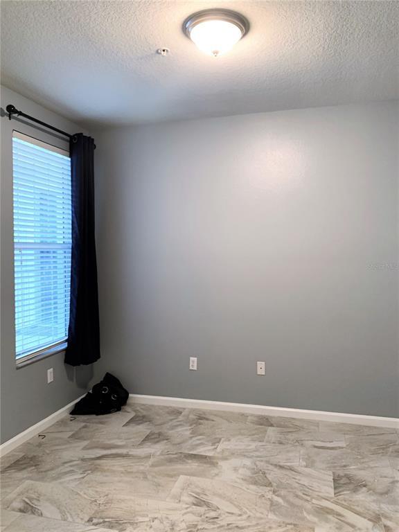 Building Photo - 10222 River Palencia Ct