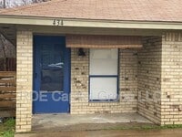 Building Photo - 434 NW 23rd St