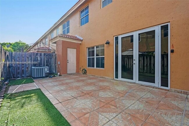 Building Photo - 8422 NW 140th Terrace