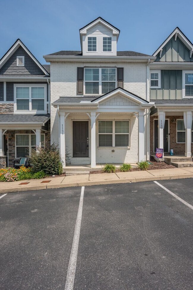 Building Photo - 1135 Lilly Valley Way