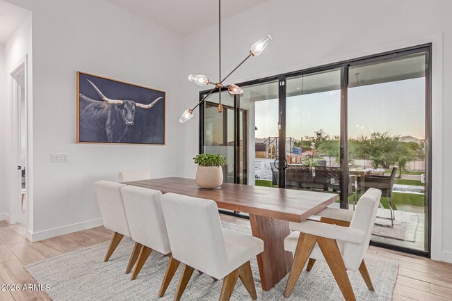 Building Photo - 13924 Dyer Ln