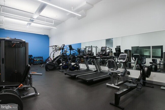 Building Photo - 2200 Arch St