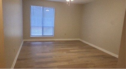 Building Photo - 146 Summerview Dr