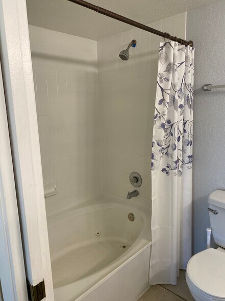 Building Photo - 8225 Severn Dr