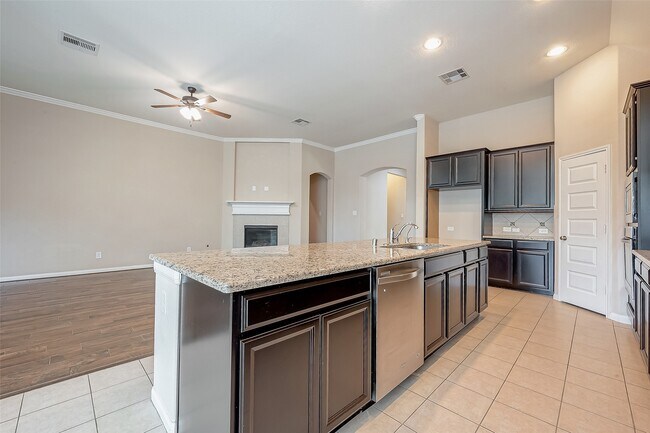 Building Photo - 22019 Flashing Ridge Dr