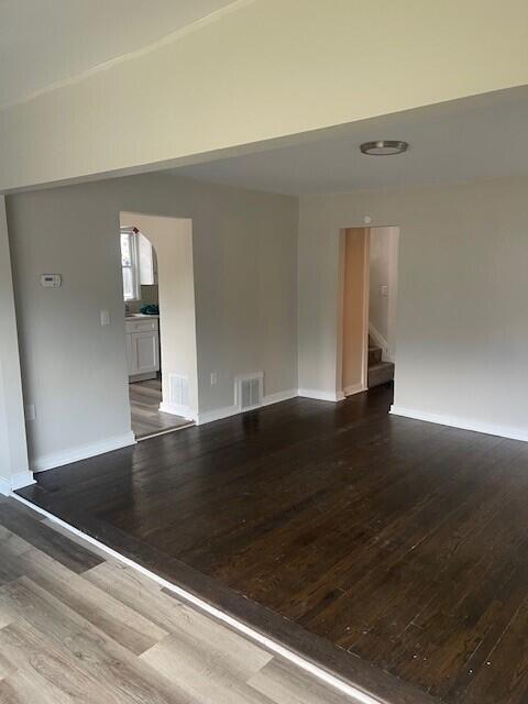 Building Photo - 11798 Outer Dr W