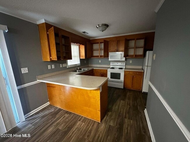 Building Photo - COBBLESTONE - 2152 M7