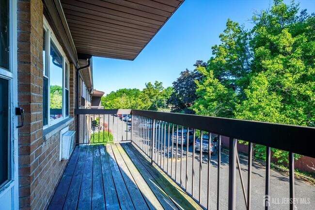 Building Photo - 55 Gill Ln