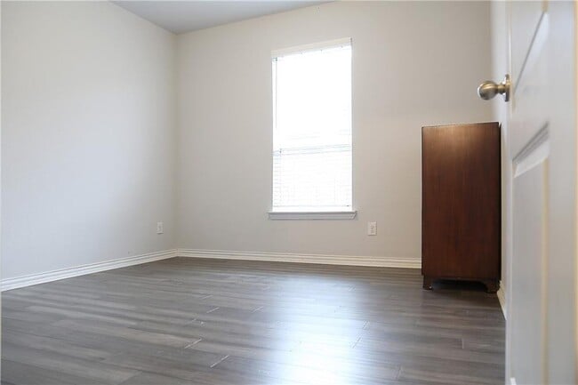 Building Photo - 436 Vista Portola Loop