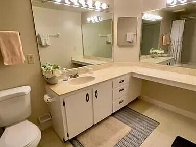 Building Photo - 1801 S US Hwy 1