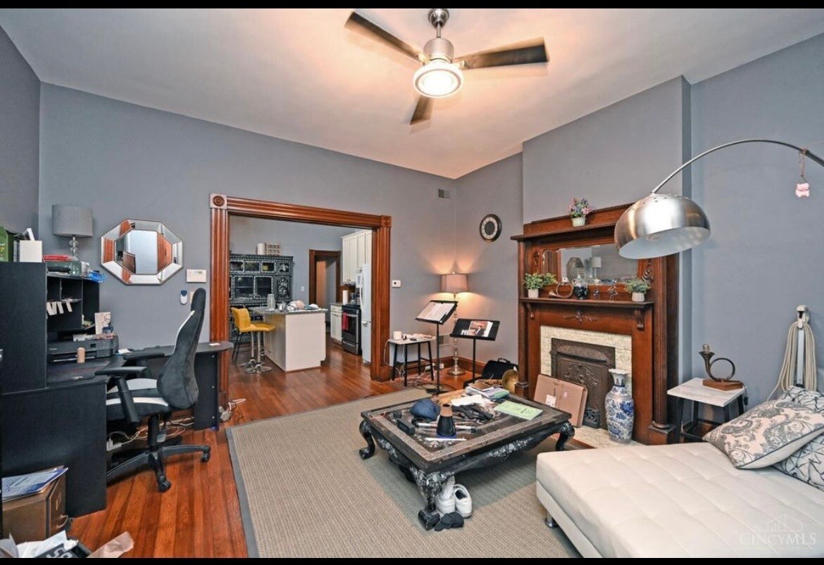 Building Photo - 133 Parker St