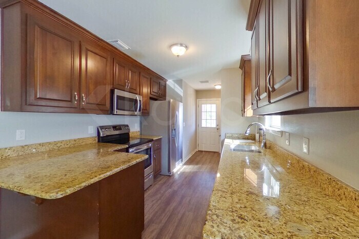 Building Photo - 16107 Hoiles Ave