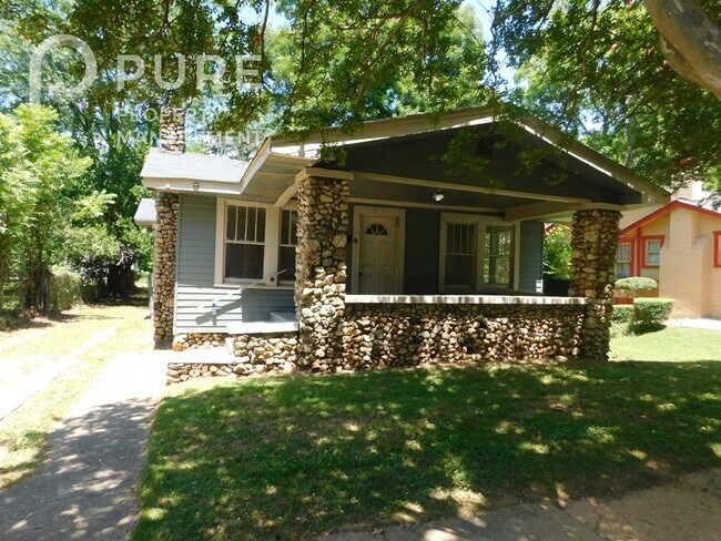 Building Photo - $200 Visa gift card offer!