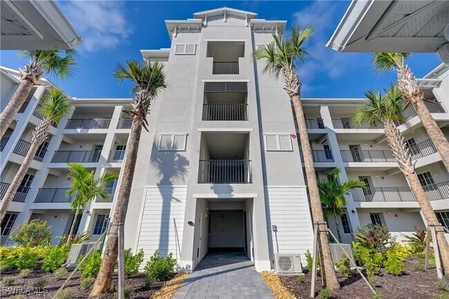 Building Photo - 5749 Double Eagle Cir