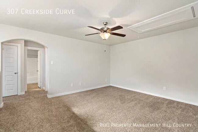 Building Photo - 307 Creekside Curve