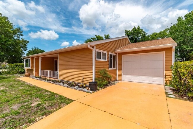 Building Photo - 10886 SW 90th Terrace