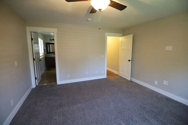 Building Photo - 1/2 off 1st months rent! Close to Utah State University Equestrian Park!