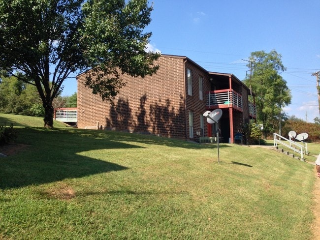 Building Photo - Crestview Apartments