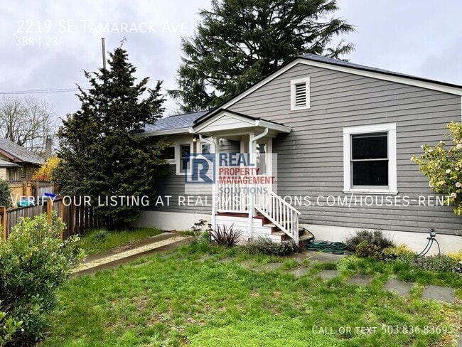 Building Photo - 2219 SE Tamarack Ave