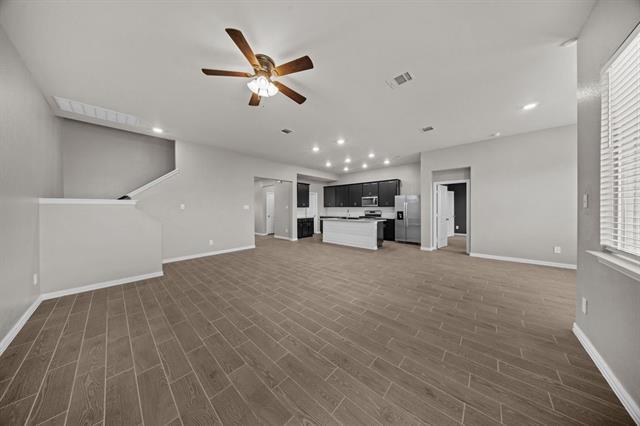 Building Photo - 2611 Fieldcrest Ln.