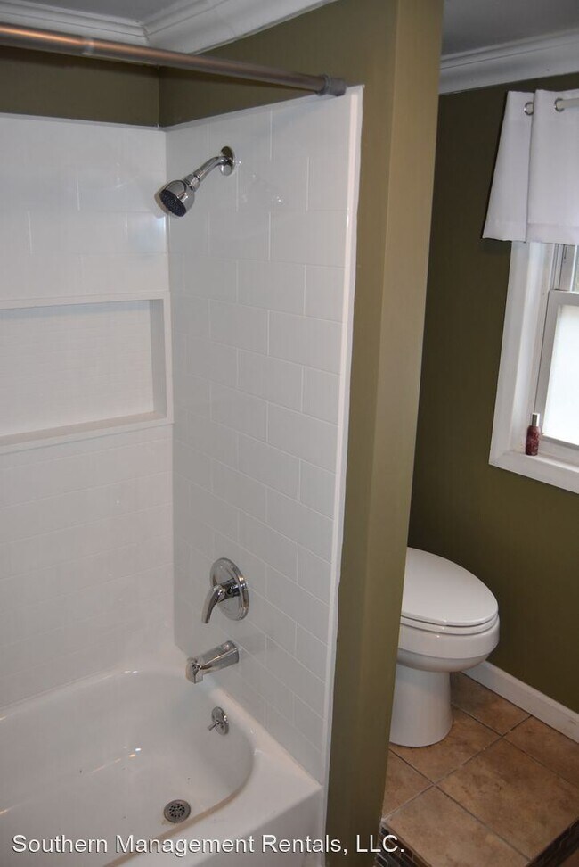Building Photo - 2 br, 1 bath House - 88 Fairview Trail