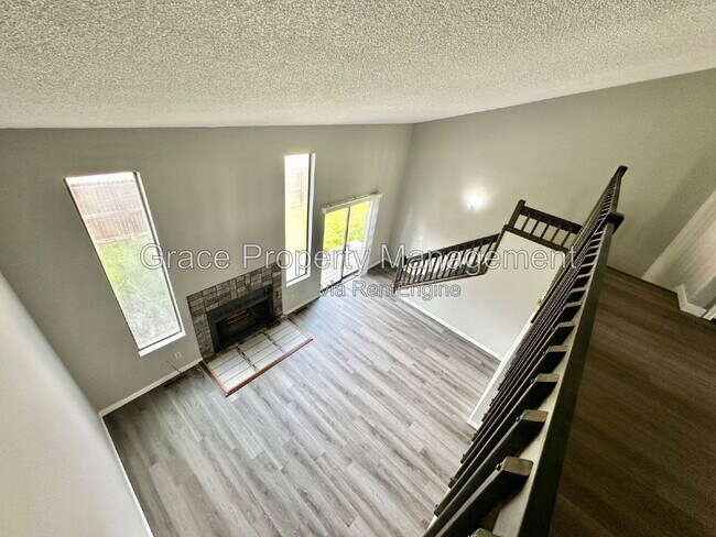 Building Photo - 15670 E Mexico Ave
