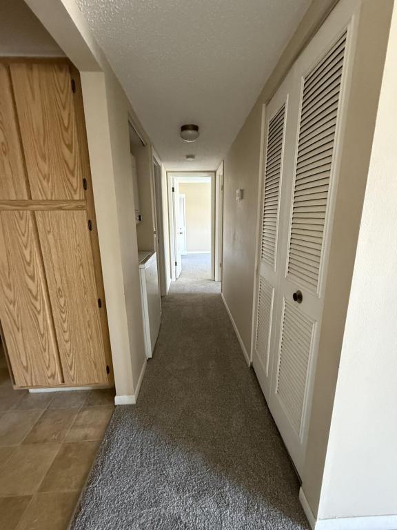 Building Photo - 1627 S Pine Ridge Cir
