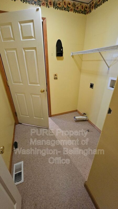 Building Photo - 3800 Megan Ln