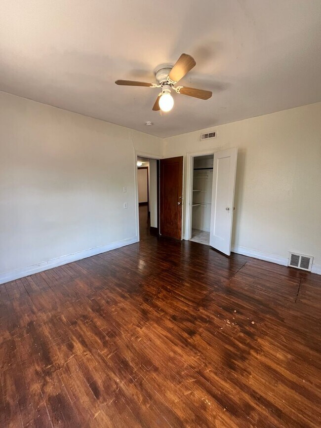 Building Photo - 1414/1416 N Drexel