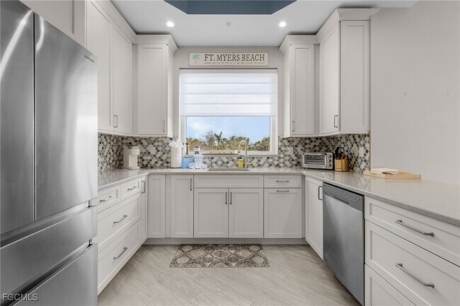 Building Photo - 4182 Bay Beach Ln