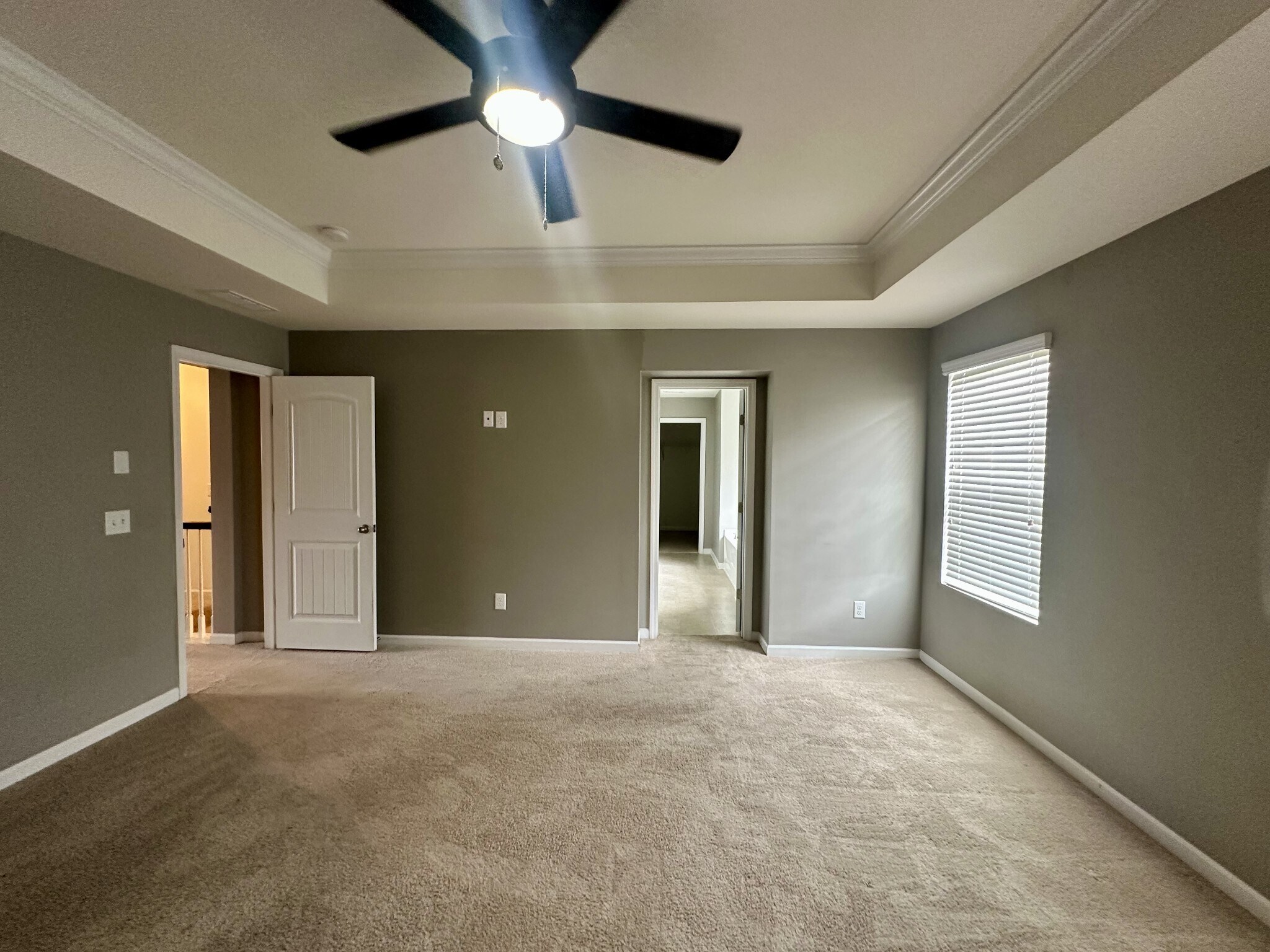 Building Photo - 4714 Venito St