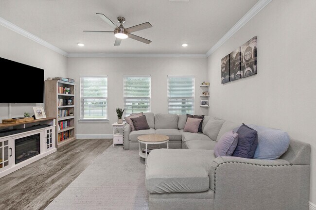 Building Photo - 131 Dusky Wy