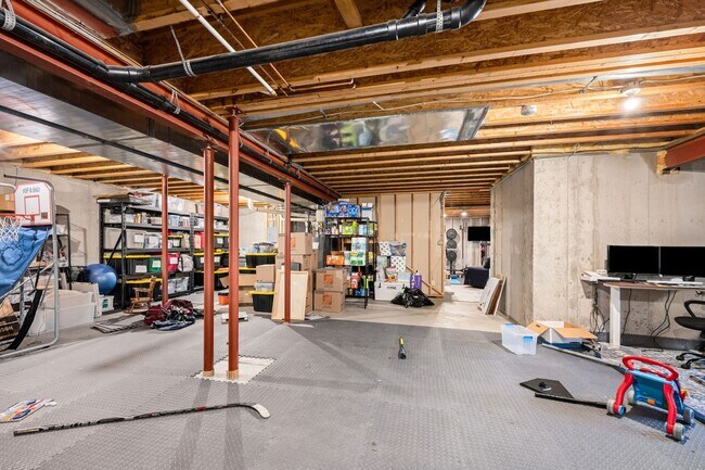 Building Photo - 4BD, 3.5BA Montclair Tudor with Large Yard and 2-Car Garage