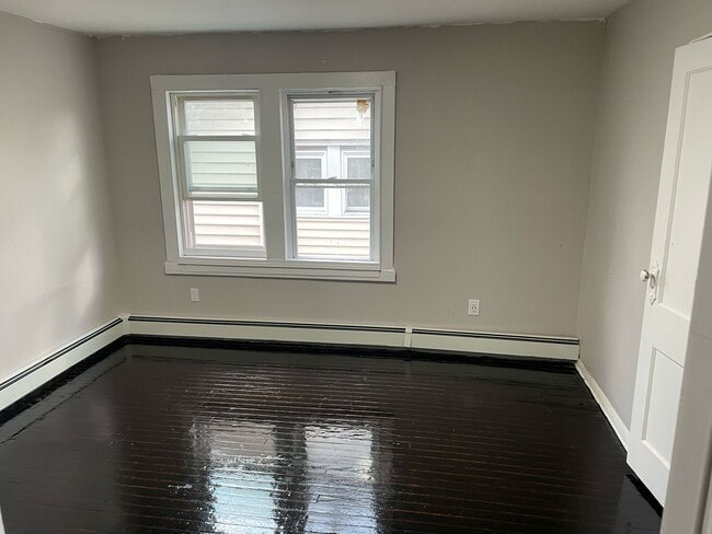 Building Photo - 575 Stuyvesant Ave