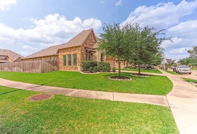 Building Photo - 23426 Tirino Shores Dr
