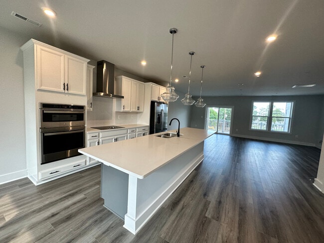 Building Photo - 803 Birchwood Hill Pl