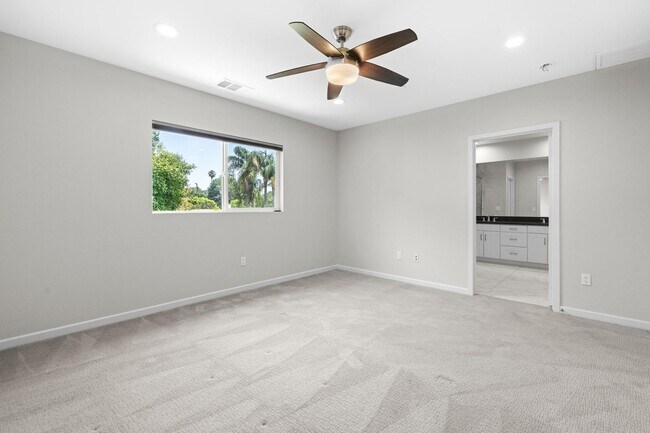 Building Photo - Modern Luxury 4-Bedroom 3-Bathroom Home wi...