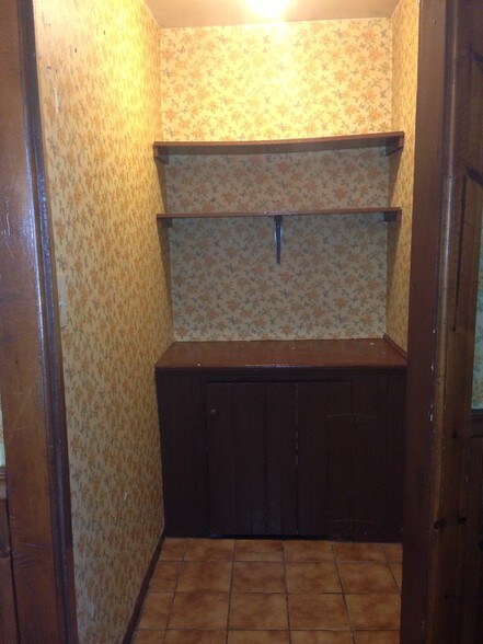 Building Photo - 802 Grand Ave