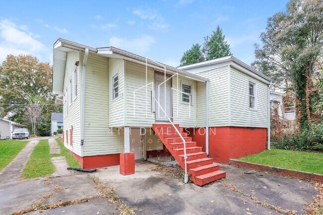 Building Photo - 3 Bedroom 1 Bath Winston-Salem - Vouchers ...