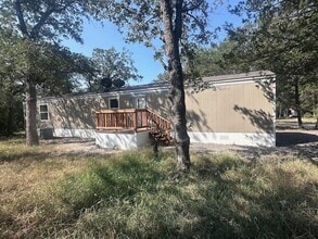 Building Photo - 302 Lone Star Rd