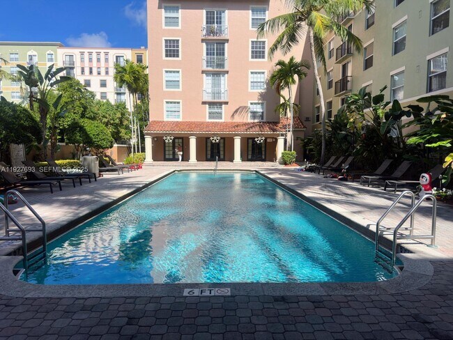 Building Photo - 1919 Van Buren St