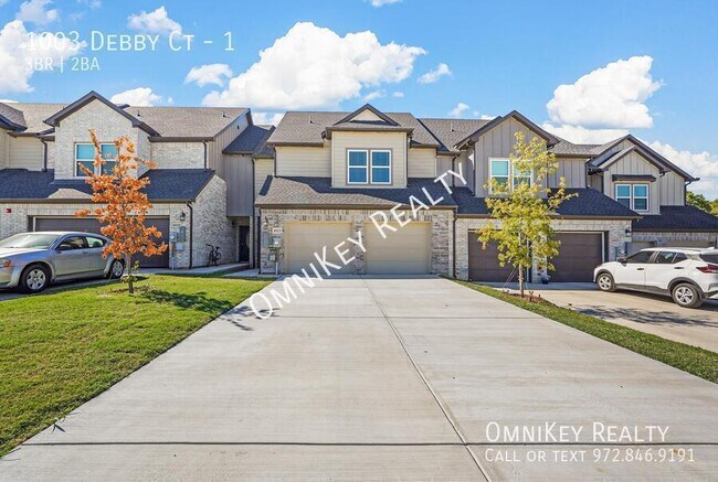 Building Photo - 1003 Debby Ct