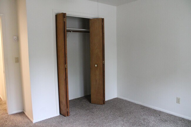 Building Photo - 372 I St